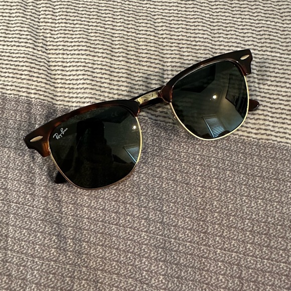 Ray-Ban Accessories - Ray-Ban Clubmaster tortoiseshell 49021